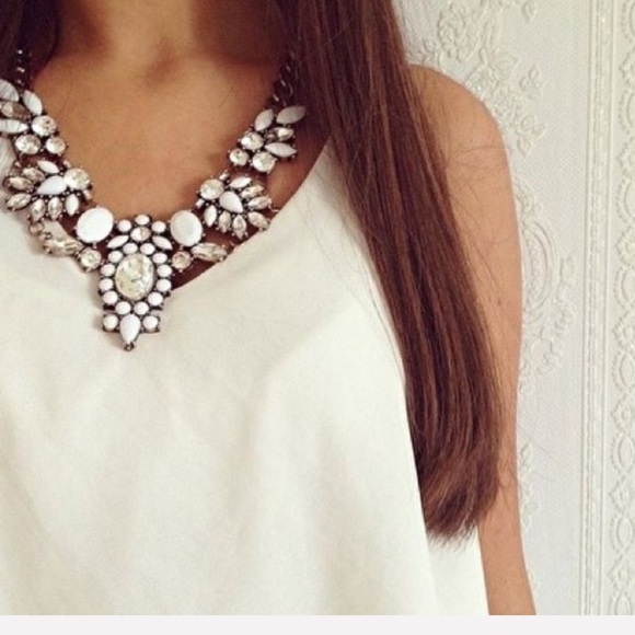 Jewelry - White Statement Necklace